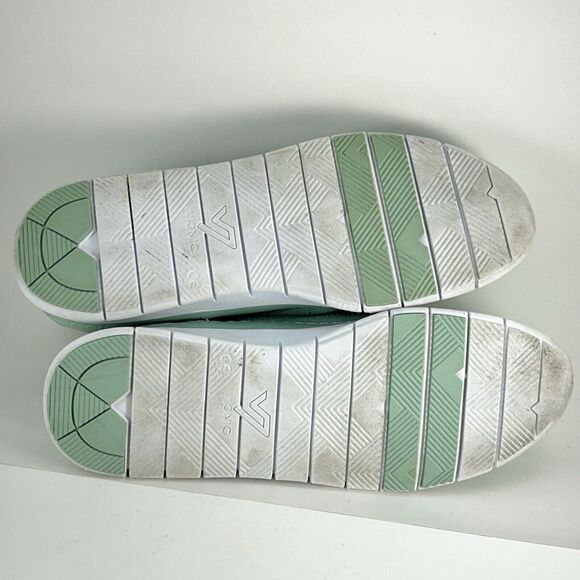 Vionic Mint Green Sneakers - Picture 11 of 13
